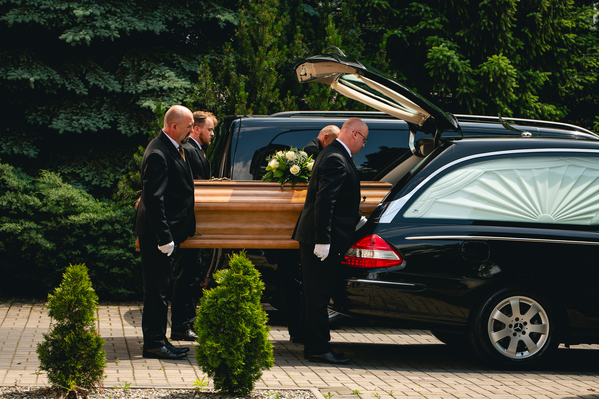 Transport zmarłych