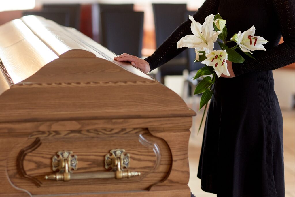 Kremacja czy pochówek tradycyjny – analiza zalet i wad obu rozwiązań